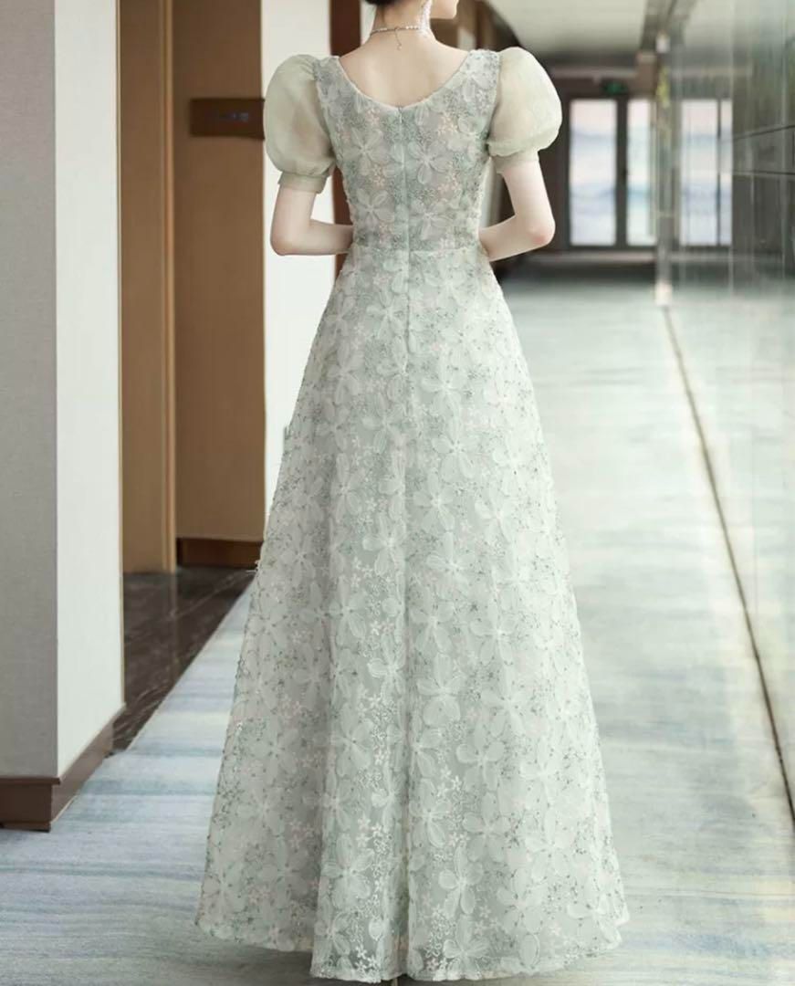 小花柄の様な可愛いデザインのパフスリーブ イブニングドレス 花柄のパフスリーブにデコルテのリボンが可愛いイブニングドレス