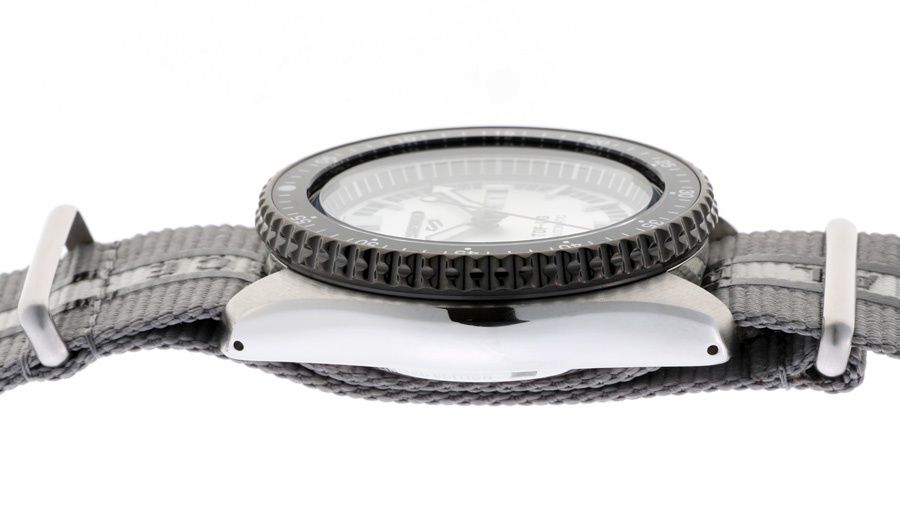 セイコー / SEIKO 5スポーツ ウルトラセブン55周年限定モデル SBSA195  