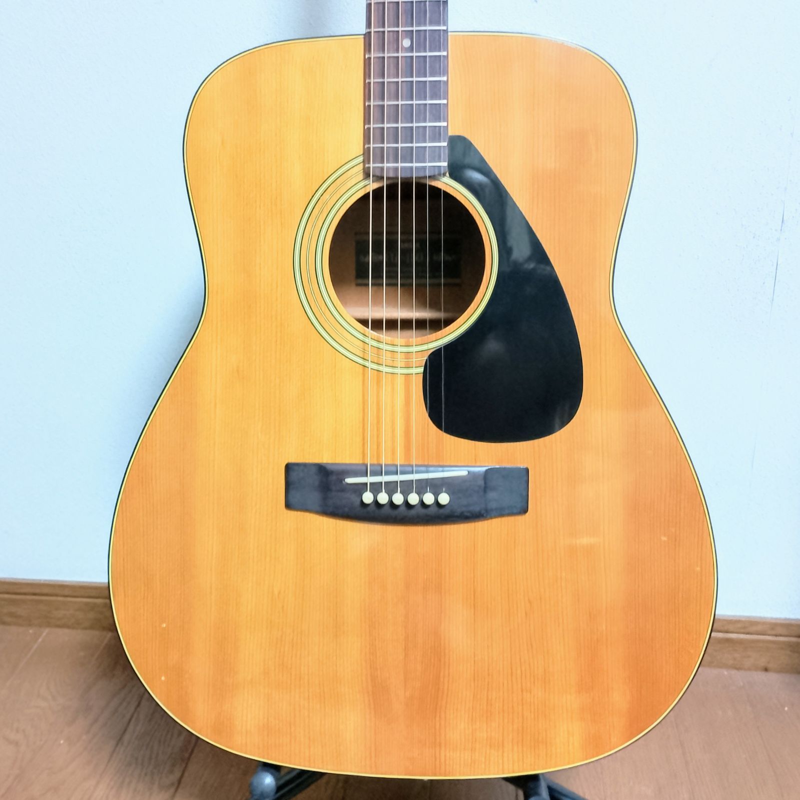 ☆弾き込まれていない ヤマハYAMAHA FGー150J 黒ラベル