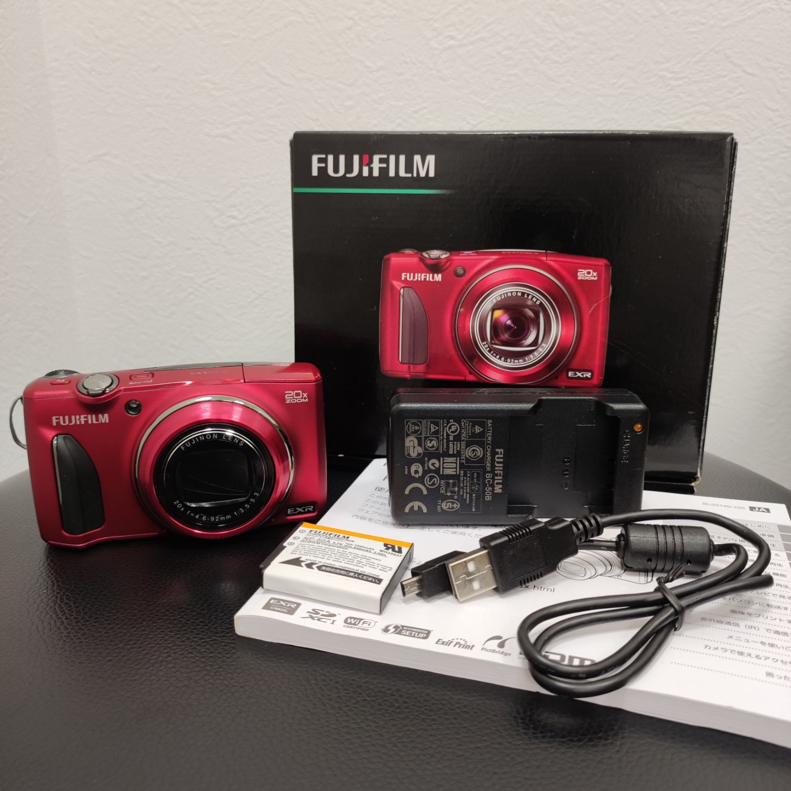 FUJIFILM Finepix F900 EXR 簡易動作確認済み レッド コンデジ