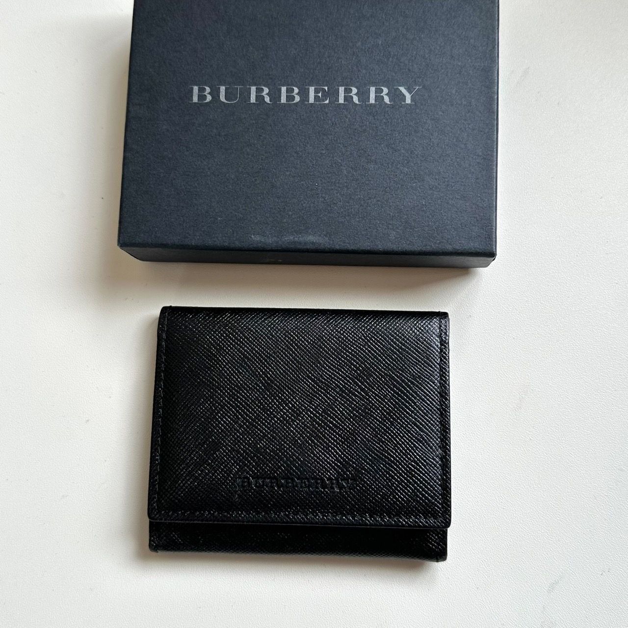 未使用 近い BURBERRY バーバリー カードケース 名刺入れ パスケース