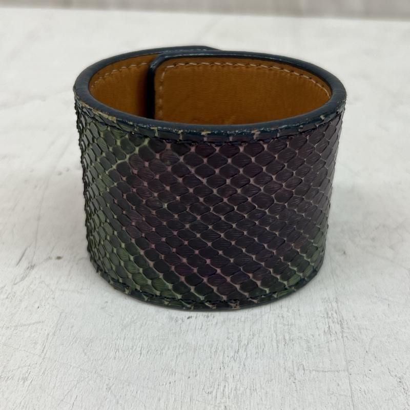 ISAMU KATAYAMA レザーブレスレット ISAMUKATAYAMA BACKLASH イサムカタヤマバックラッシュ