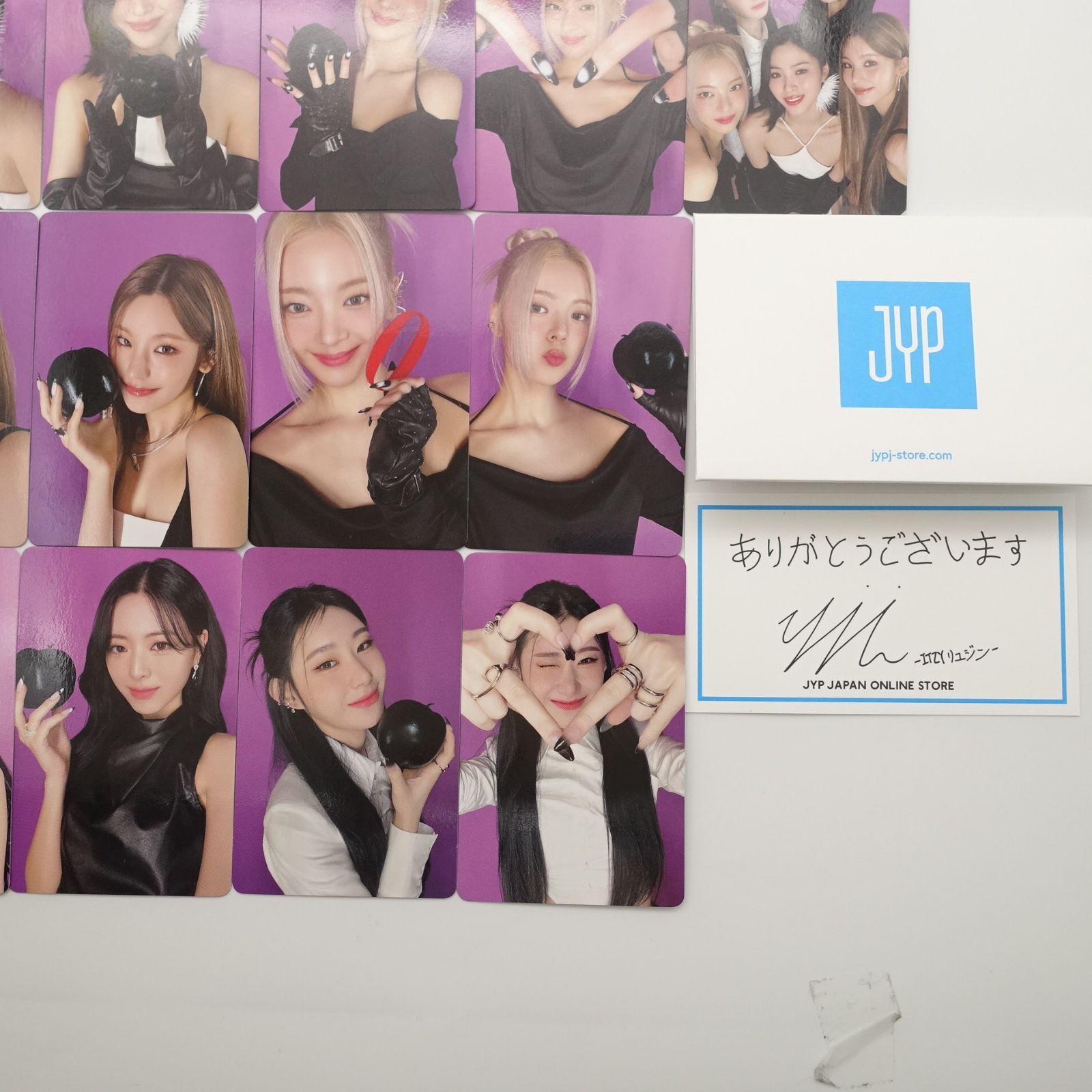 ITZY JAPAN 1st Album RINGO 初回盤 B 封入 トレカ 27種 コンプ