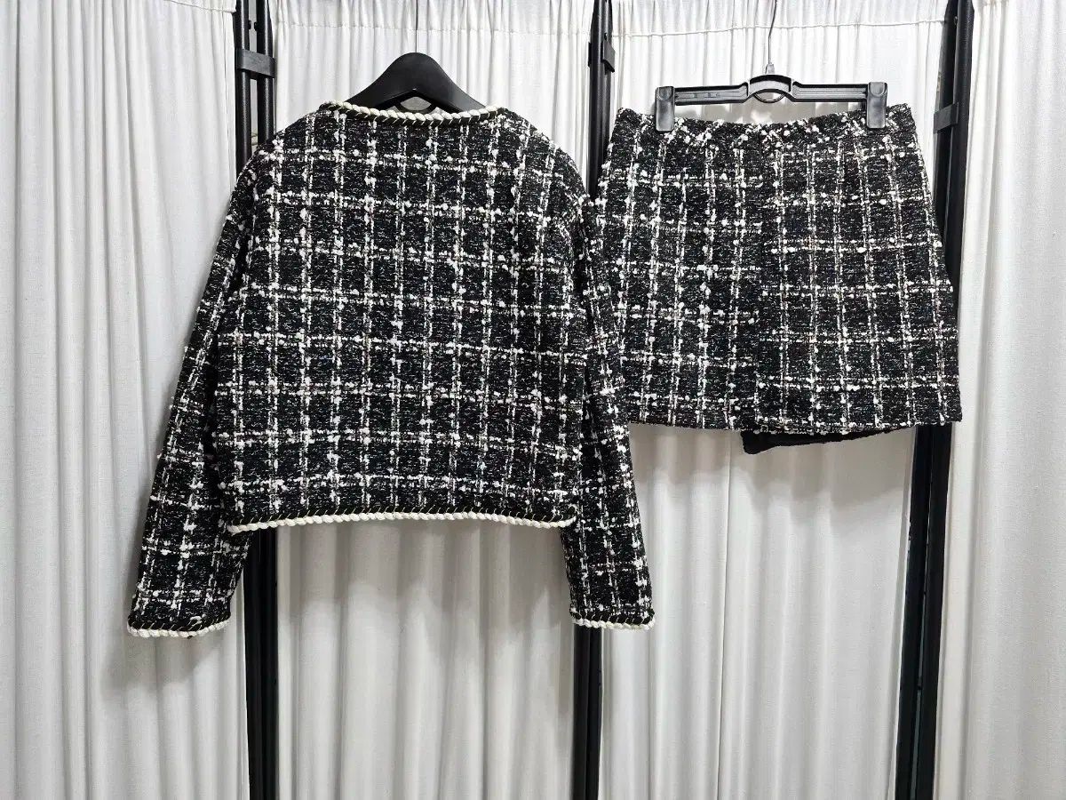 スカート スーツ