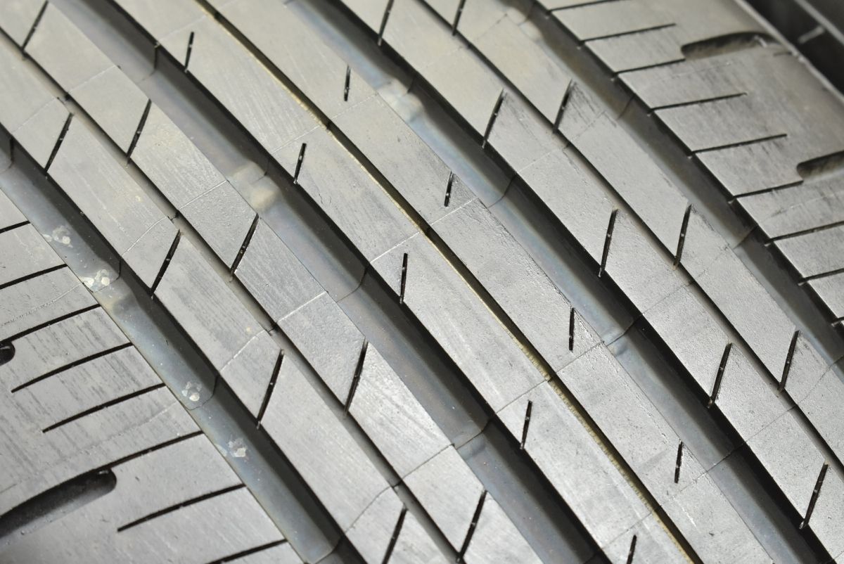 ２本新車外し　ブリヂストン　アレンザ　サマータイヤ　225/55R18 ALENZA ブリヂストン LX100 225/65R17 102H サマータイヤ 4本