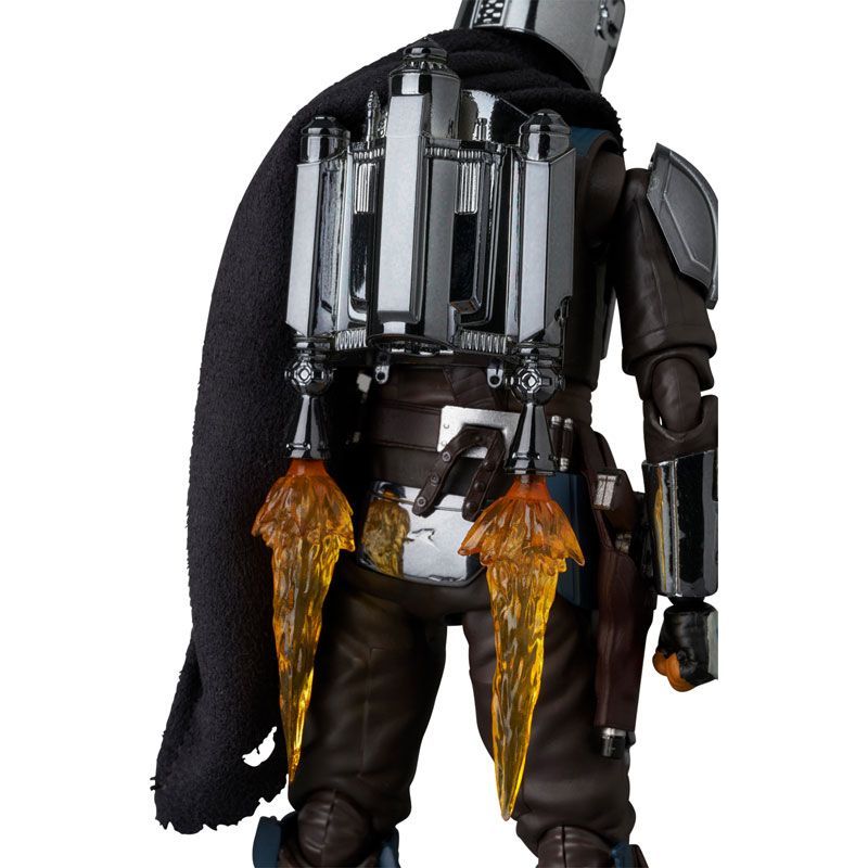 MAFEX No.256 THE MANDALORIAN CHROME Ver. アクションフィギュア