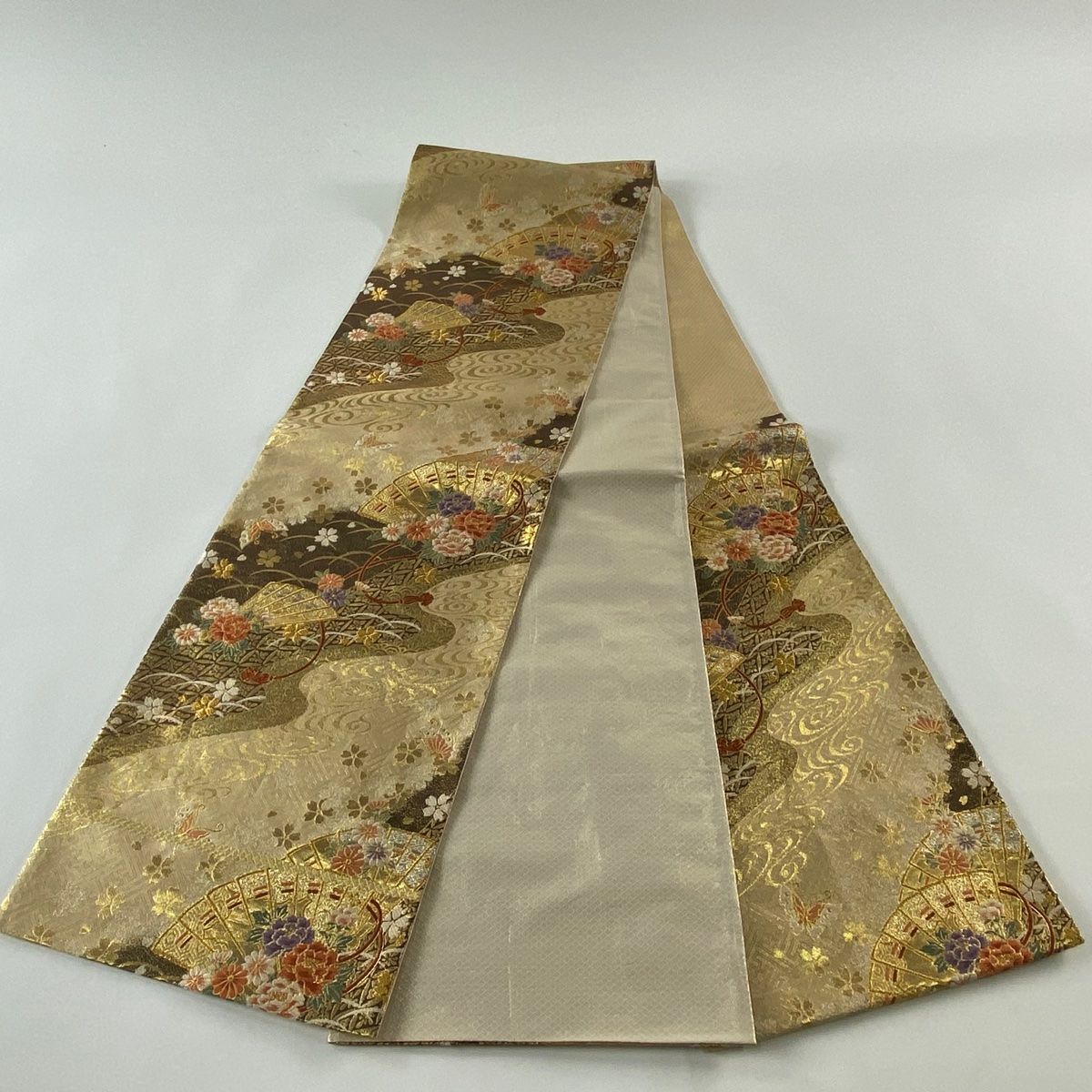 袋帯 美品 秀品 檜扇 草花 金糸 箔 金色 六通 正絹 【中古