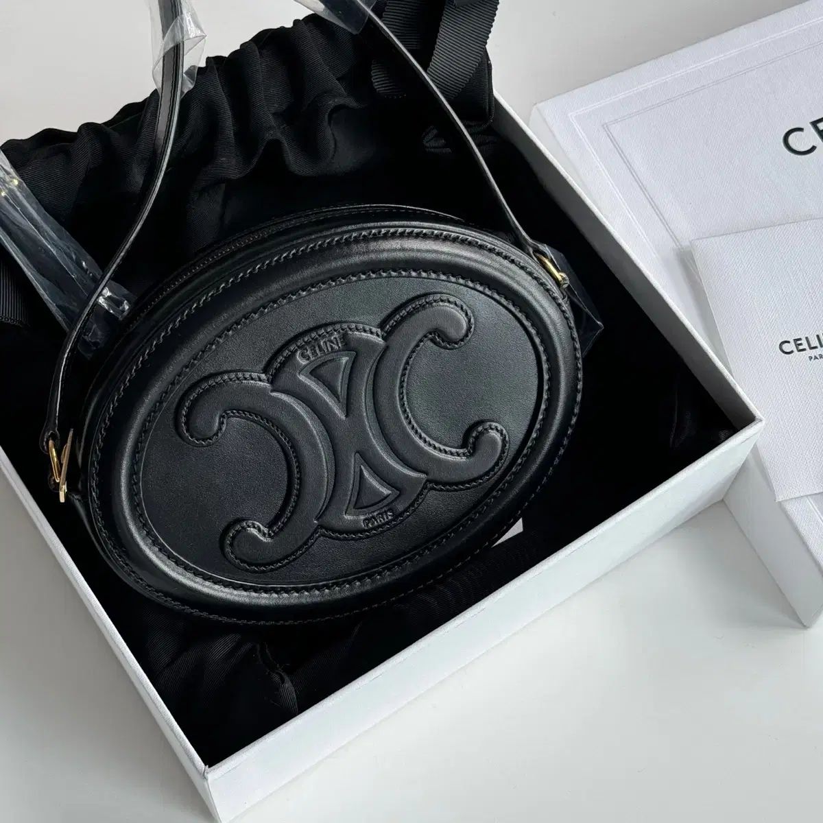 セリーヌ オーヴァル