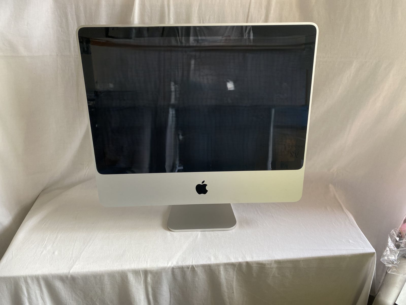 iMac (20インチ, Mid 2007) 本体 ⭐️大盤振る舞いのオマケ付き！ Apple iMac 20-inch Mid 2007 2.4GHz Intel Core 2 Duo (MA877LL