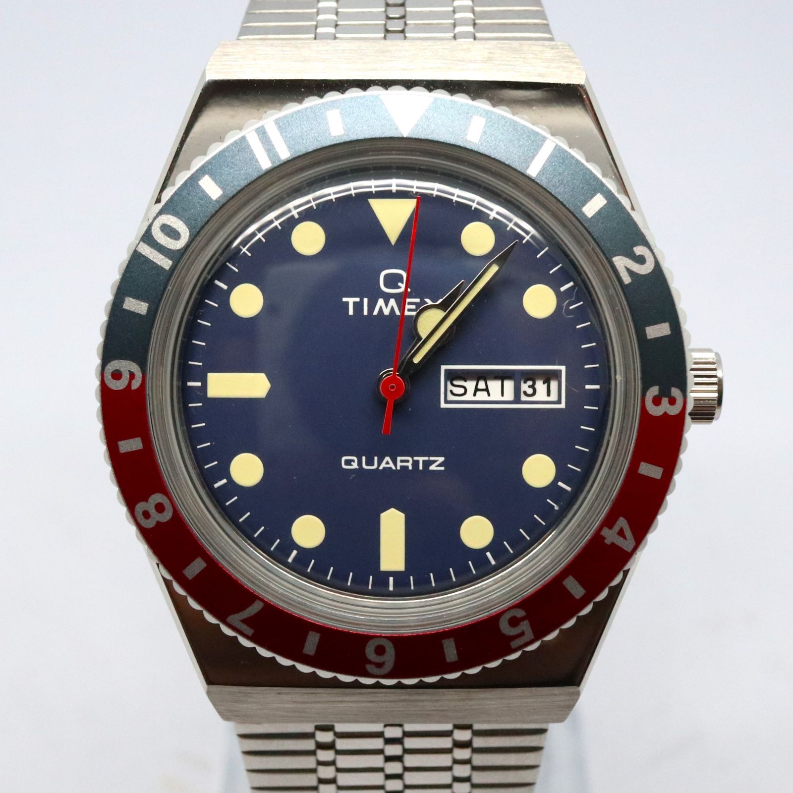 TIMEX タイメックス Q ペプシベゼル 美品 稼働品】TIMEX Q タイメックス TW2T80700 ペプシベゼル ネイビー