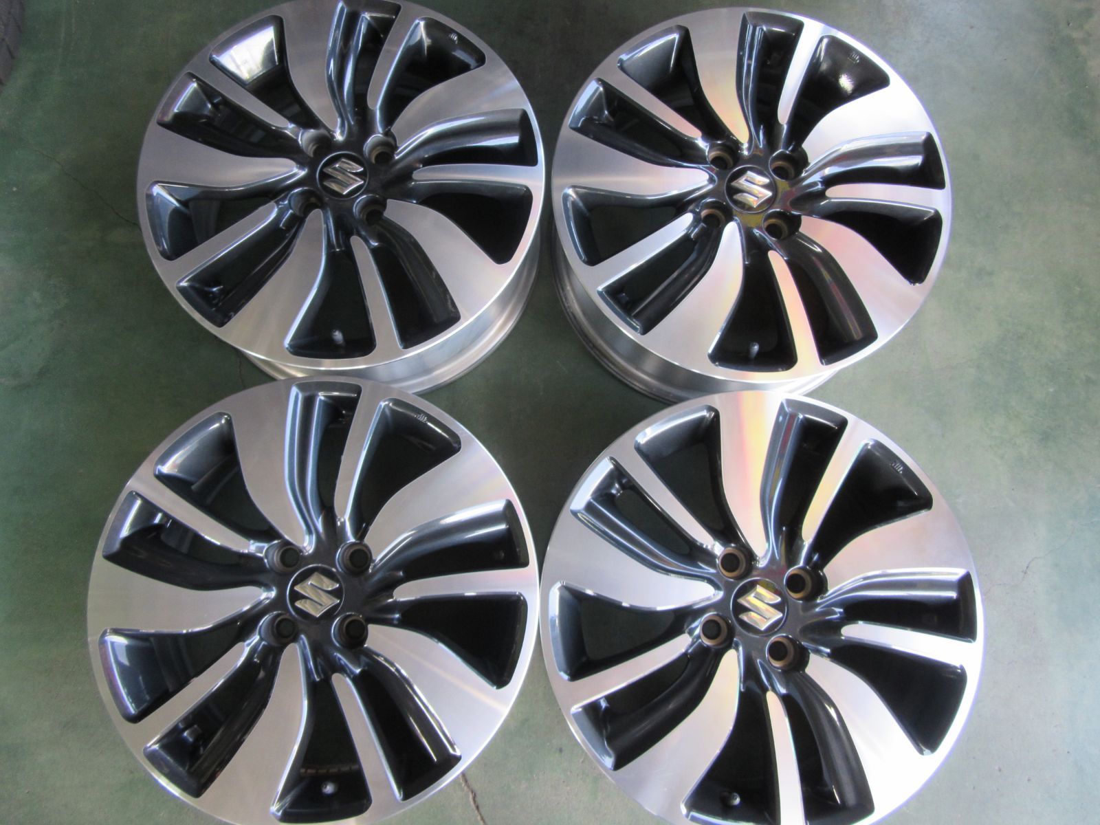 スイフト 純正ホイール 16インチ ４本セット 送料無料 4本セット スズキ スイフト純正 16インチ ホイール 6.0j +45