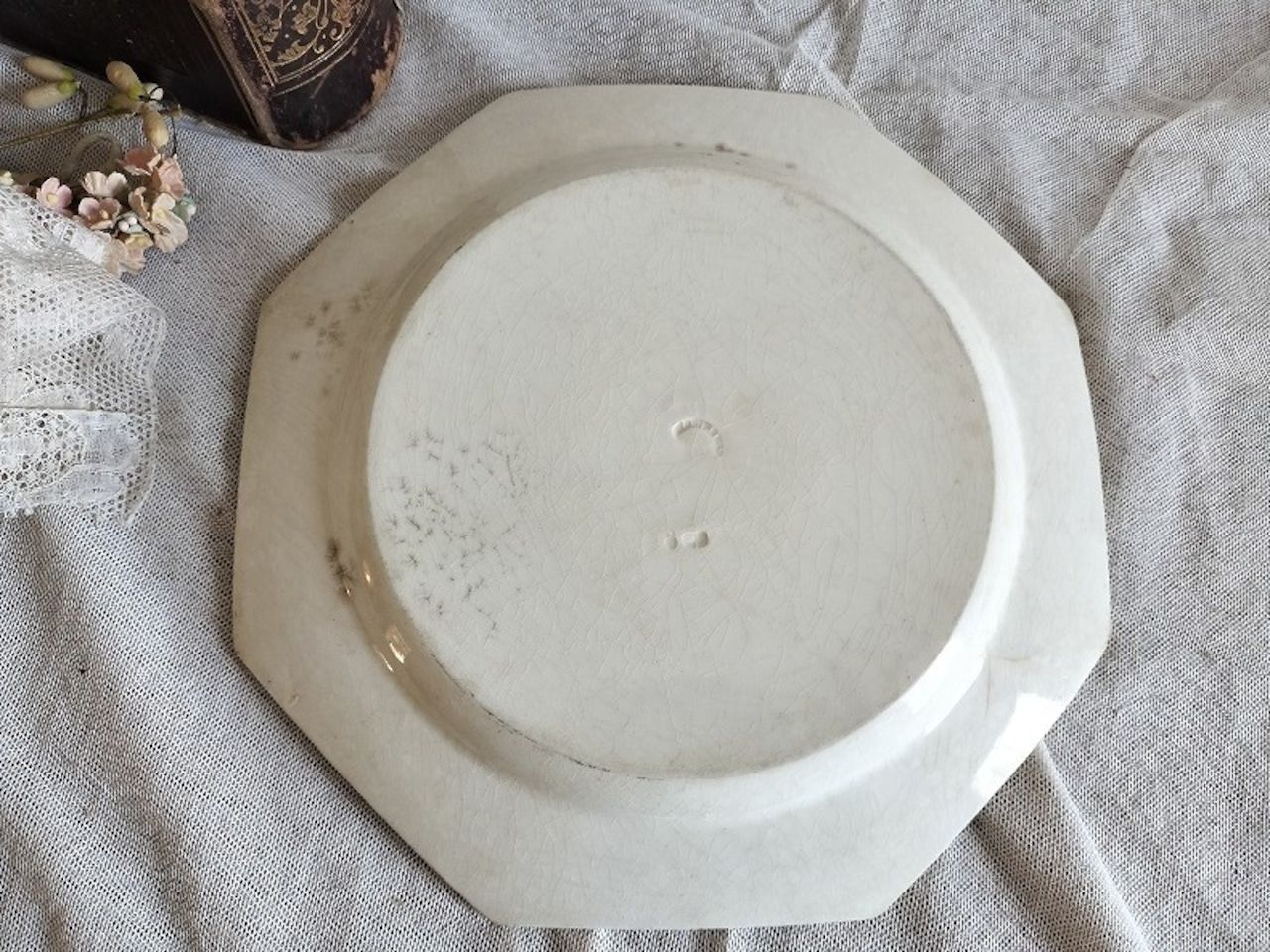 フランスアンティーク クレイユモントローオクトゴナル ソーシエール