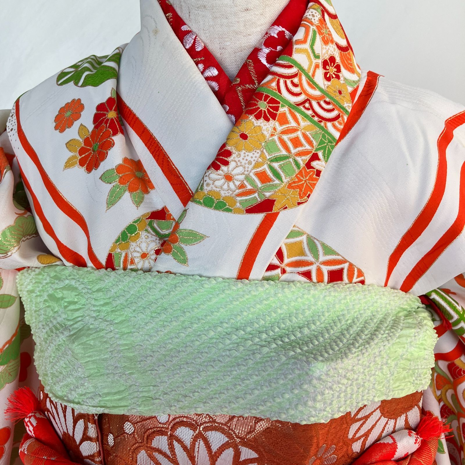 七五三 7歳女の子 着物 四つ身 白 長襦袢 作り帯セット 帯揚げ帯締めしごき付き ビンテージ きもの猫田 T 319