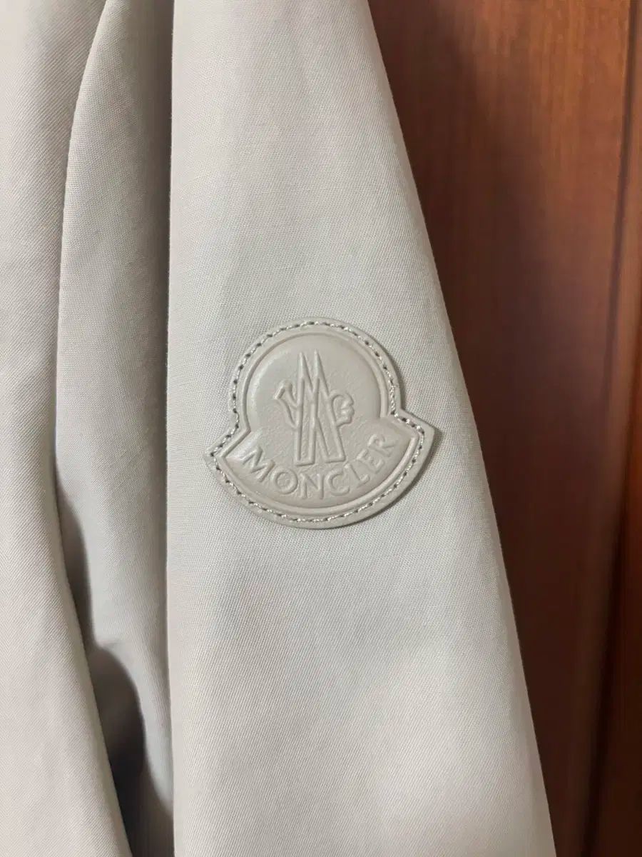 MONCLER モンクレール