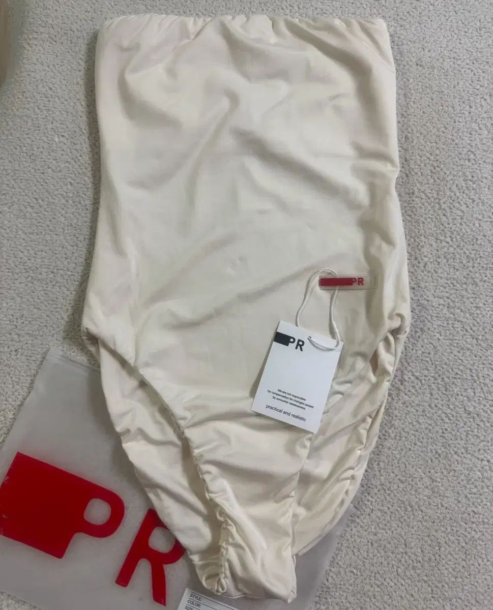 ワンピース 水着