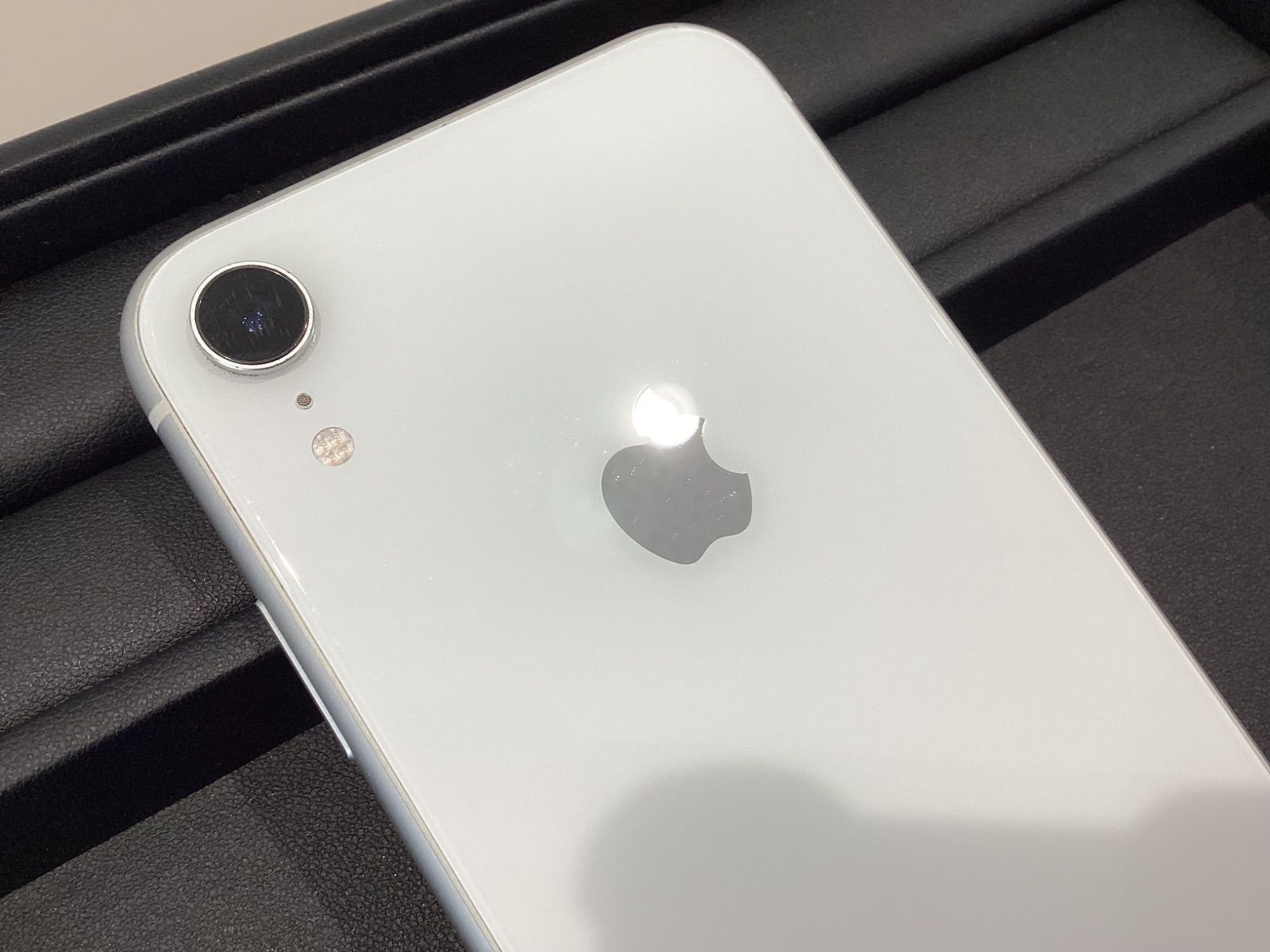 スマートフォン本体 iPhone7 White iPhone7 128GB