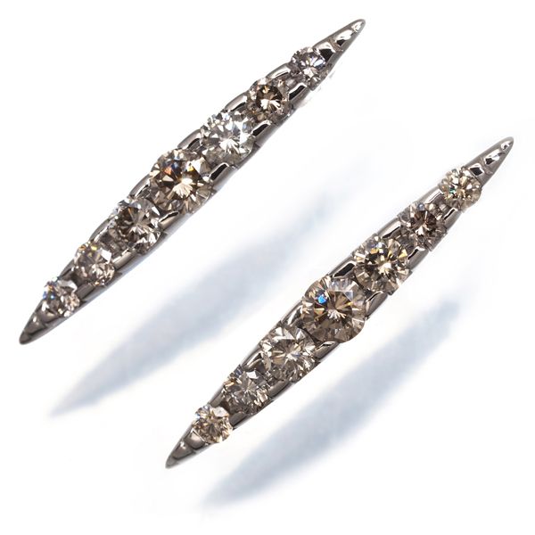 カシケイ ピアス ダイヤ ダイヤモンド 0.60ct ネイキッド K18BG WG 175021