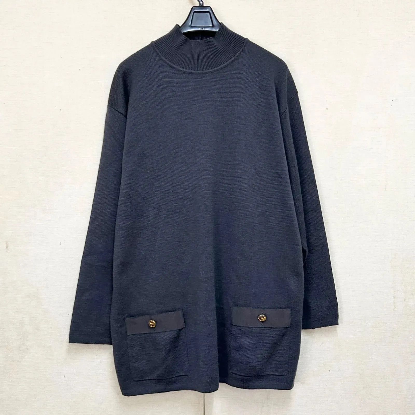 z932 Salvatore Ferragamo サルヴァトーレフェラガモ トップス