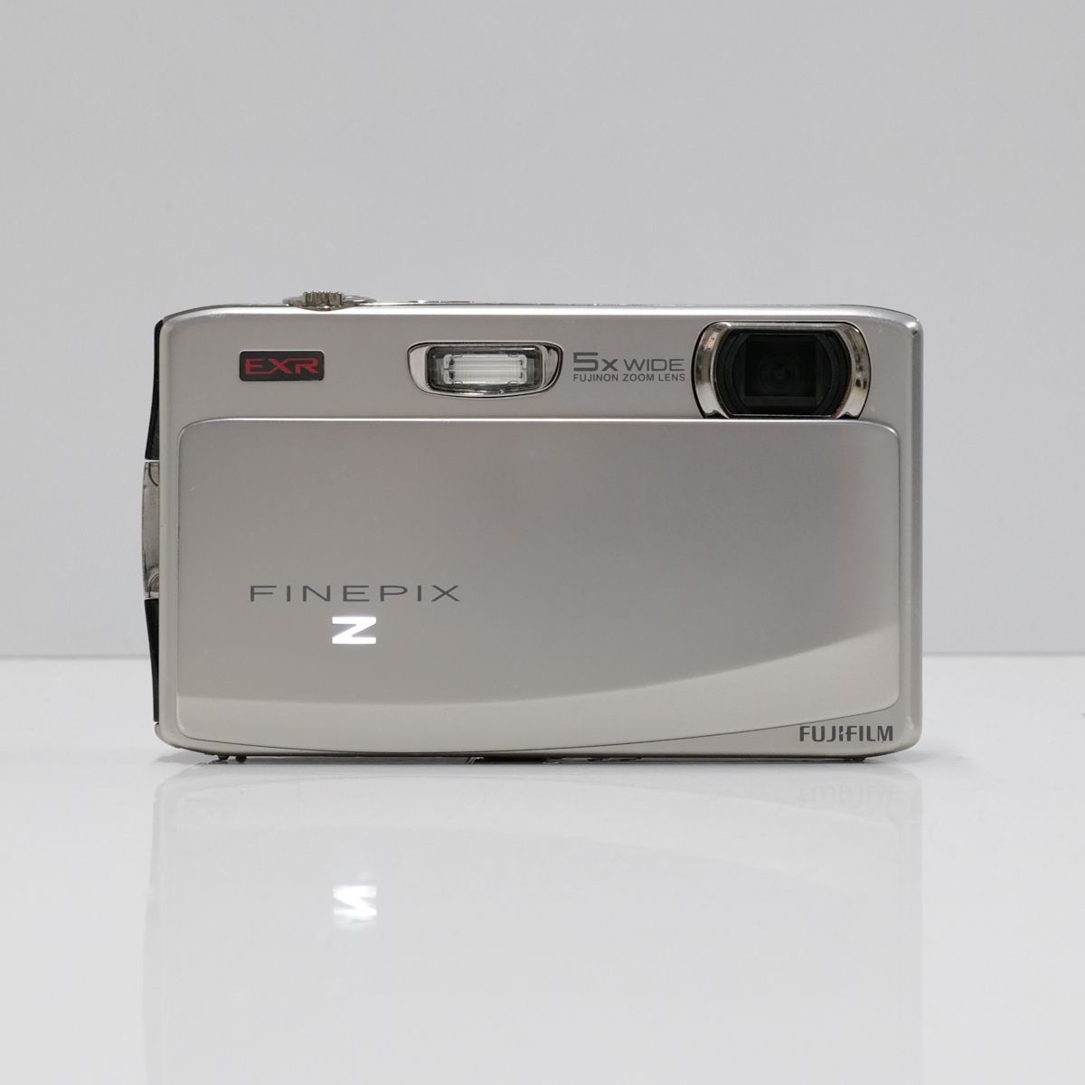 FUJIFILM FinePix Z900EXR USED美品 デジタルカメラ 本体＋バッテリー 