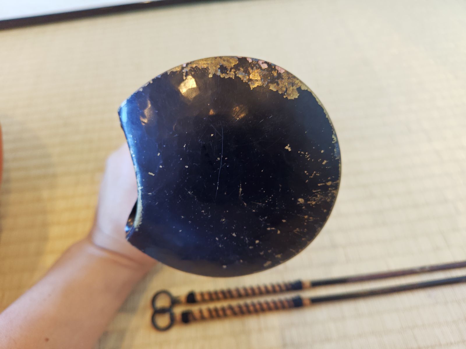 送料込【逢絢亭】茶道具 炭所望道具 半田ホーロク（赤・白）セット 底取と火箸付 逢絢亭】茶道具 炭所望道具 半田ホーロク（赤・白）セット 底取