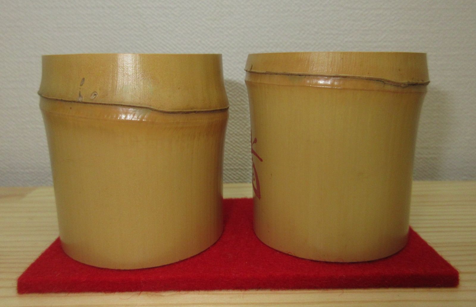 送料込【逢絢亭】茶道具 竹蓋置 一双 藤井誡堂書付 西川楳玄作 共箱入り 逢絢亭 茶道具 竹蓋置 一双 藤井誡堂書付 西川楳玄作 共箱入り