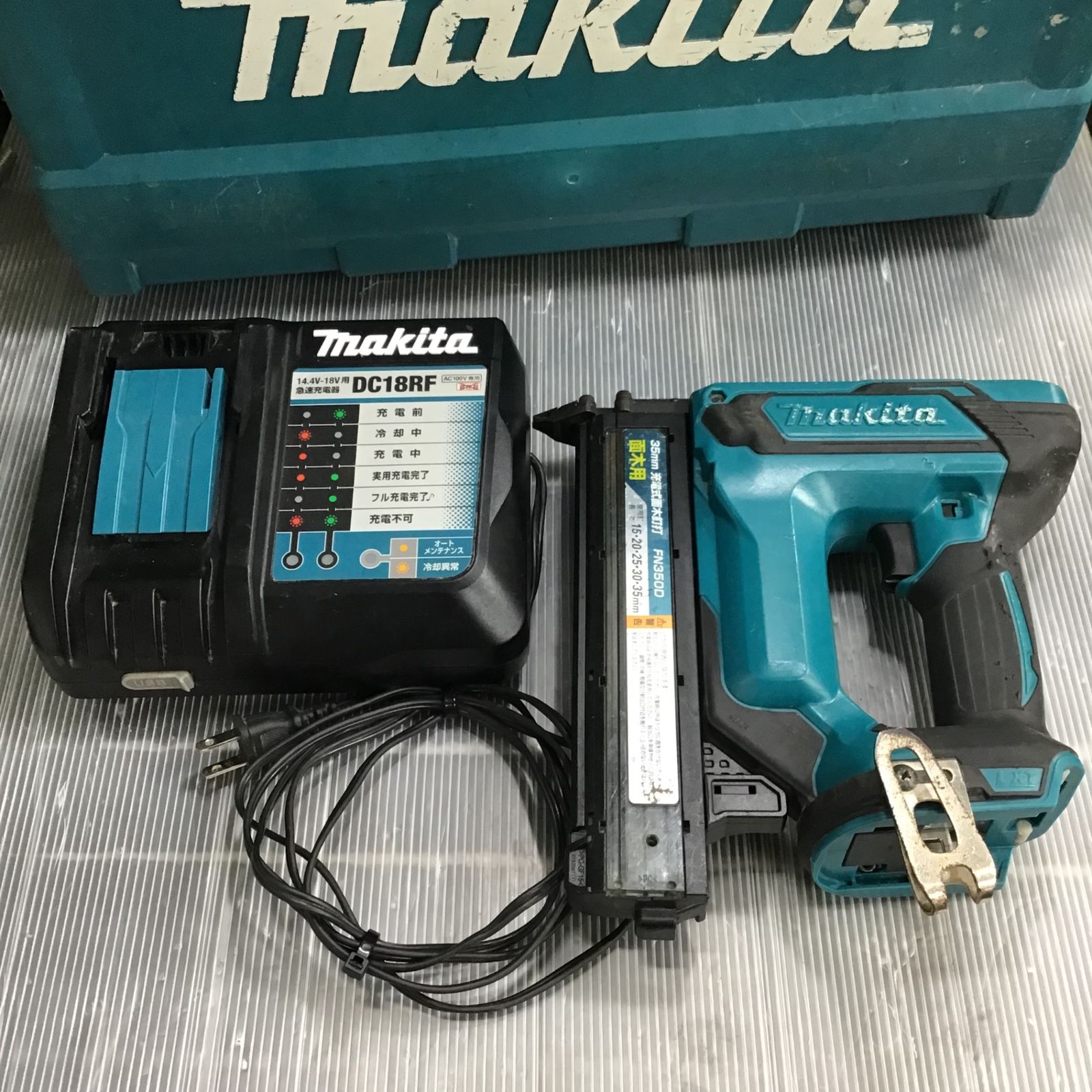 B マキタ 互換 充電式 フィニッシュネイラ ピンタッカー B マキタ 互換 充電式 フィニッシュネイラ ピンタッカー