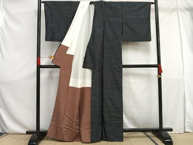 平和屋着物○本場大島紬 段違い文様 正絹 逸品 AABB7358ck 平和屋着物
