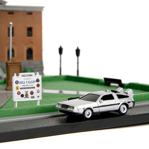 ミニカー NANO SCENE BTTF HILL VALLEY COURTHOUSE Back to the Future Hill Valley Courthouse Nano Scene | Jada Toys