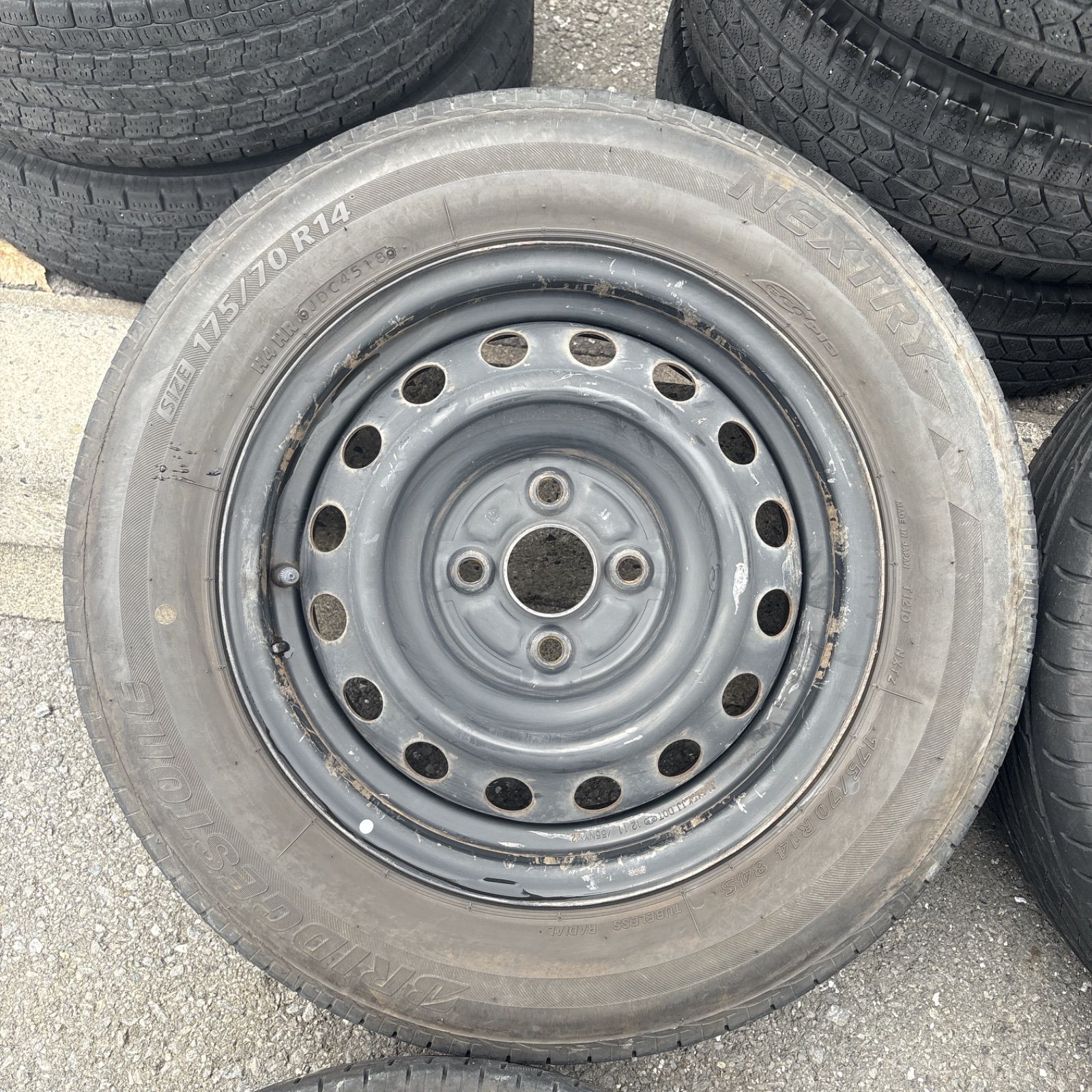 14インチ　4本セット　タイヤ新品114.3 6Jルマン24最終値下げ 最終値下げ】夏タイヤ 14インチ 14インチ 4本セット タイヤ新品114.3