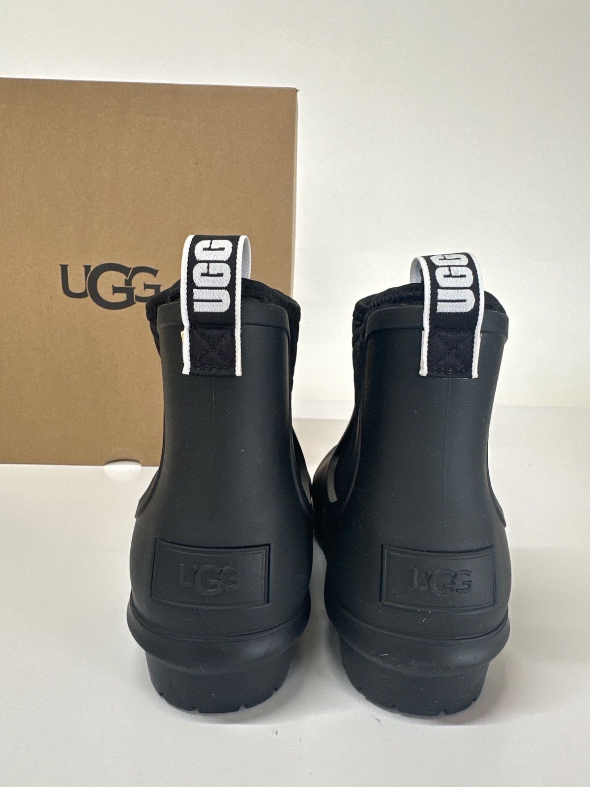 【未使用】UGG 1110650 CHEVONNE  レインブーツ ネイビー 楽天市場】【今だけクーポン配布中】アグ シェボンヌ レイン