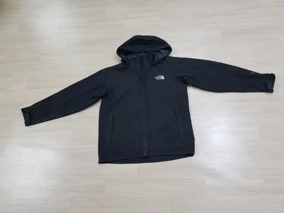 THE NORTH FACE(ザノースフェイス) 正規品 メンズアウター ウィンドブレーカー サイズ 100
