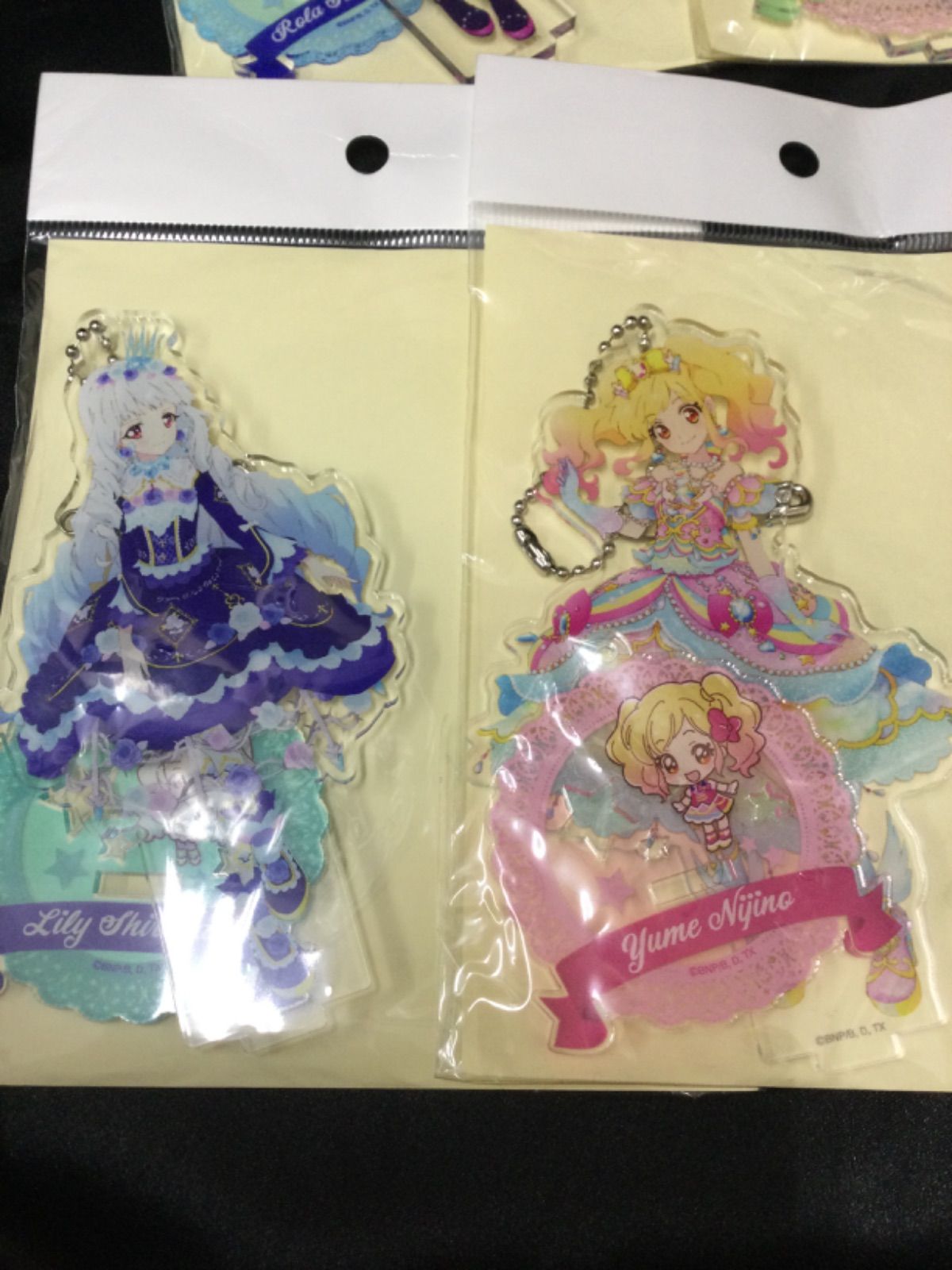 ☆アイカツスターズ アクリルバッジ スタンド キーホルダー