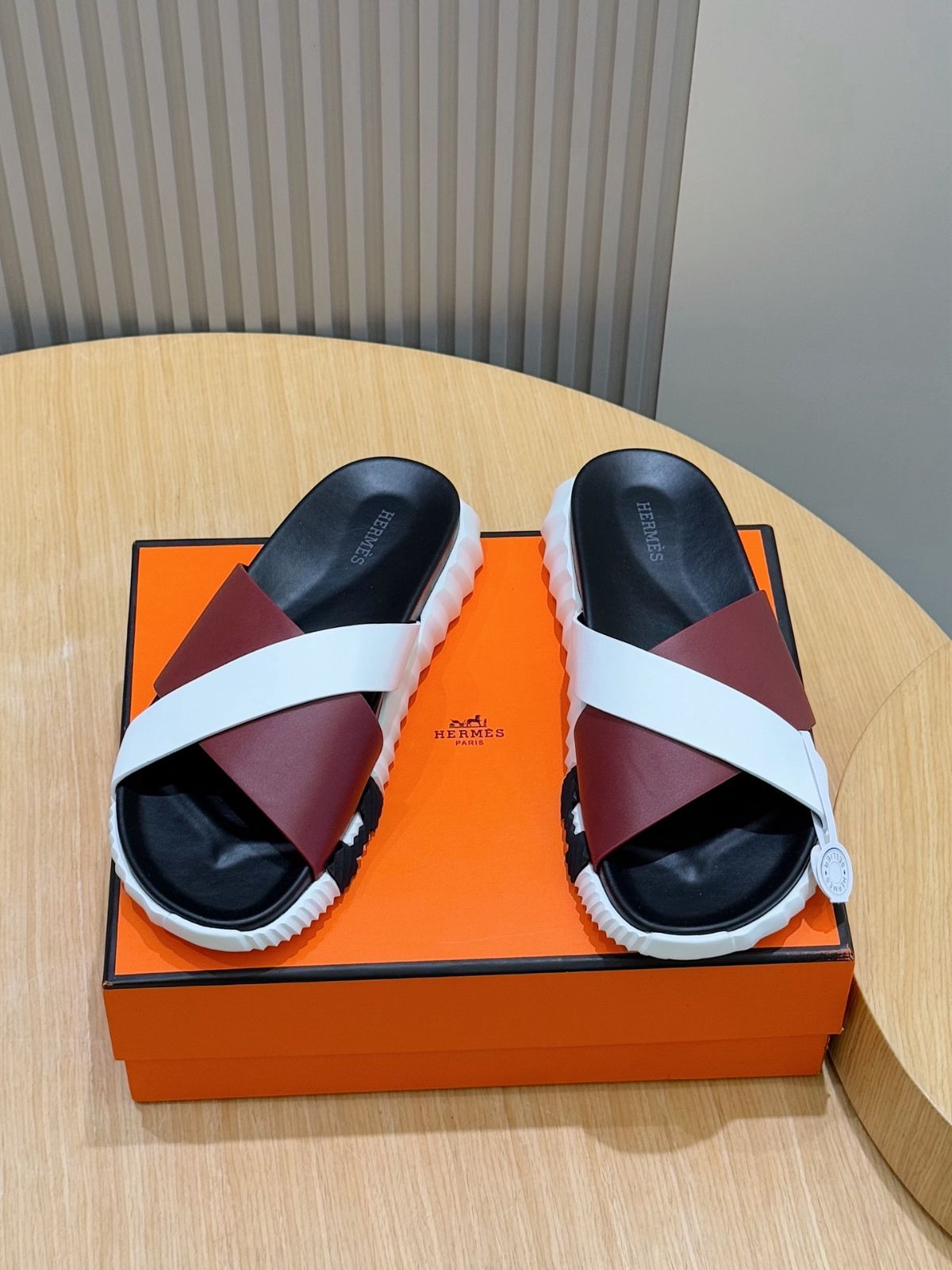 HERMES エルメス　サンダル　スリッパ HERMES - エルメス HERMES オラン フラット 靴 サンダル