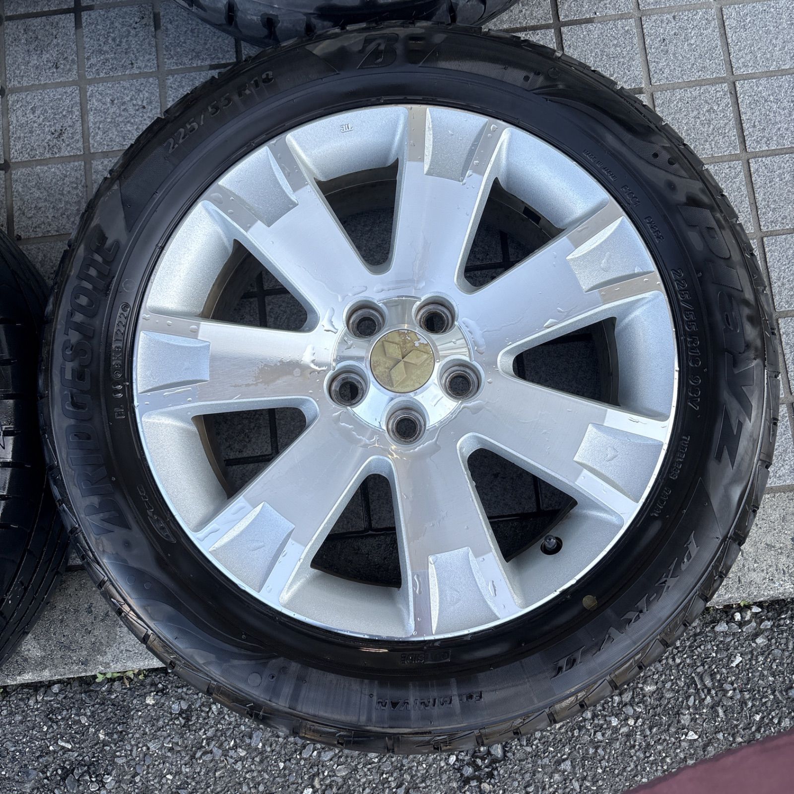 18×7j