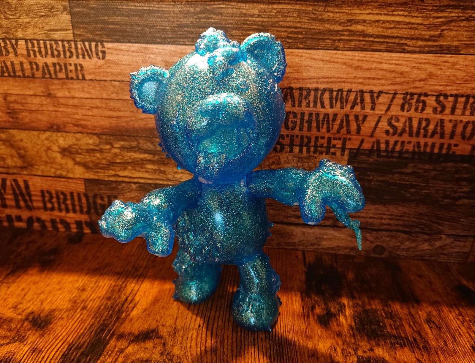 Art Studio 「SHOT!」ゾンベアー ソフビ ブルークリアラメver