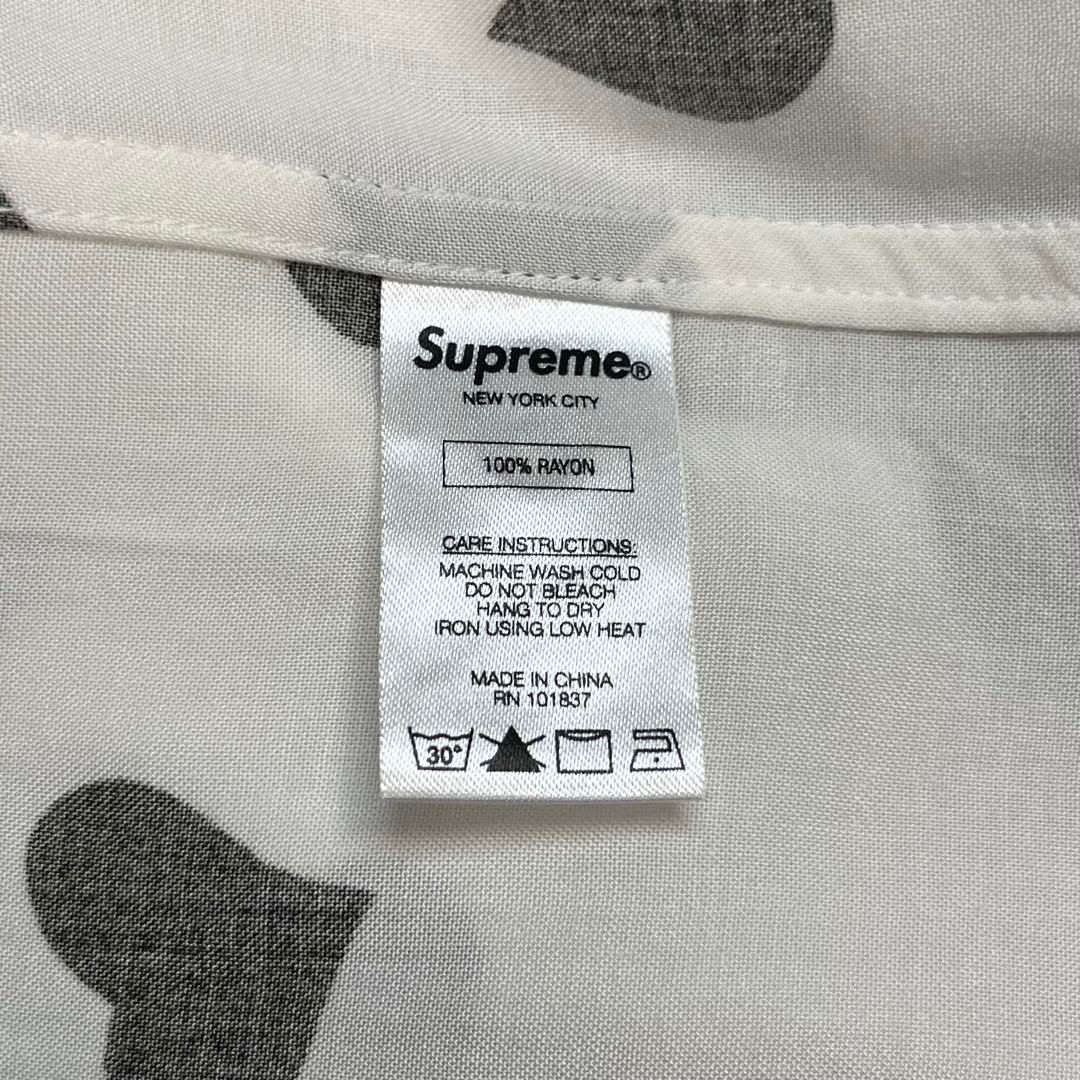 SUPREME シュプリーム