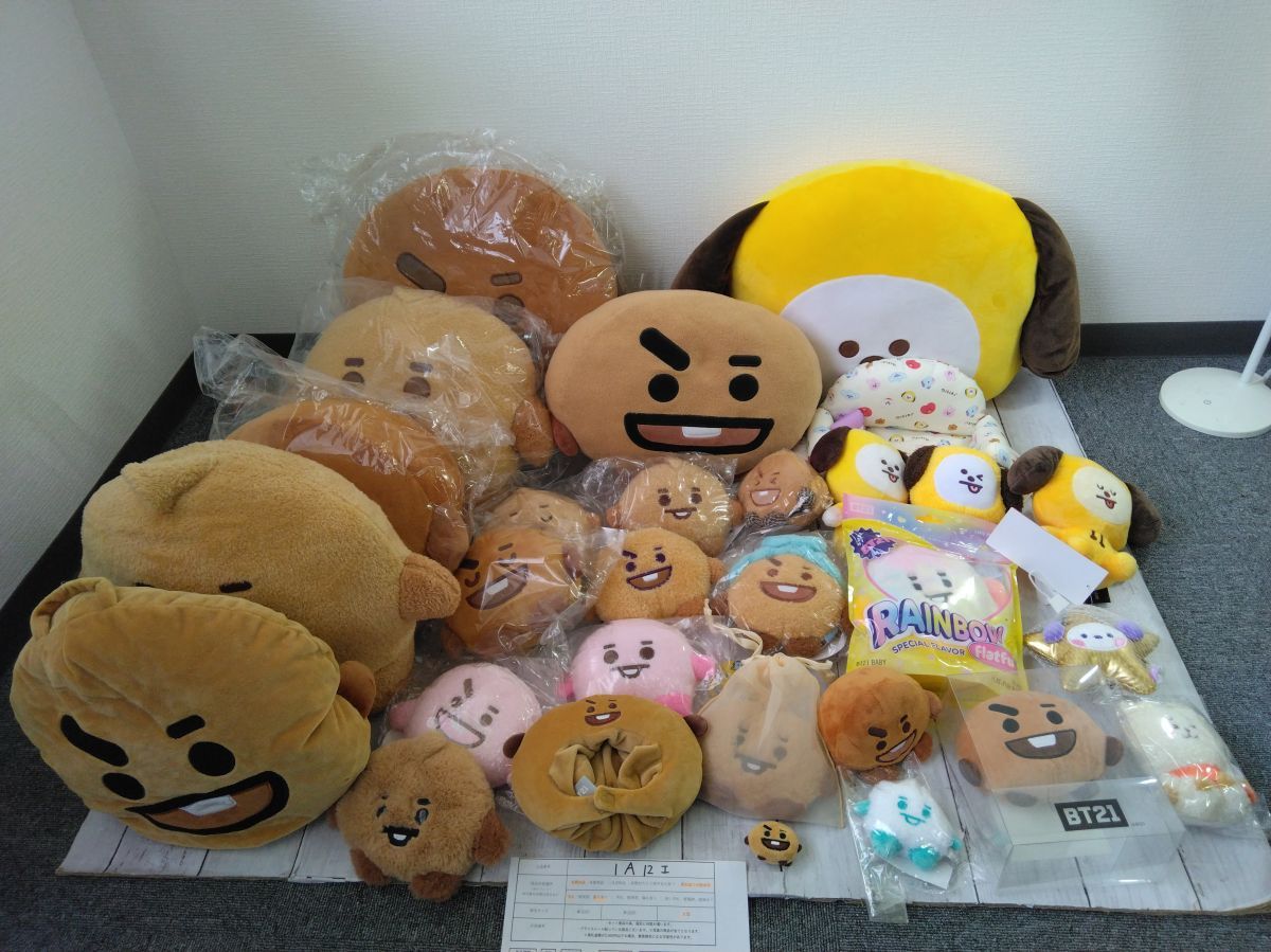 BTS BT21 LINE FRIENDS ラインフレンズ ぬいぐるみ クッション ティッシュボックスカバー ポーチ 計28点セット 大量 1A12I