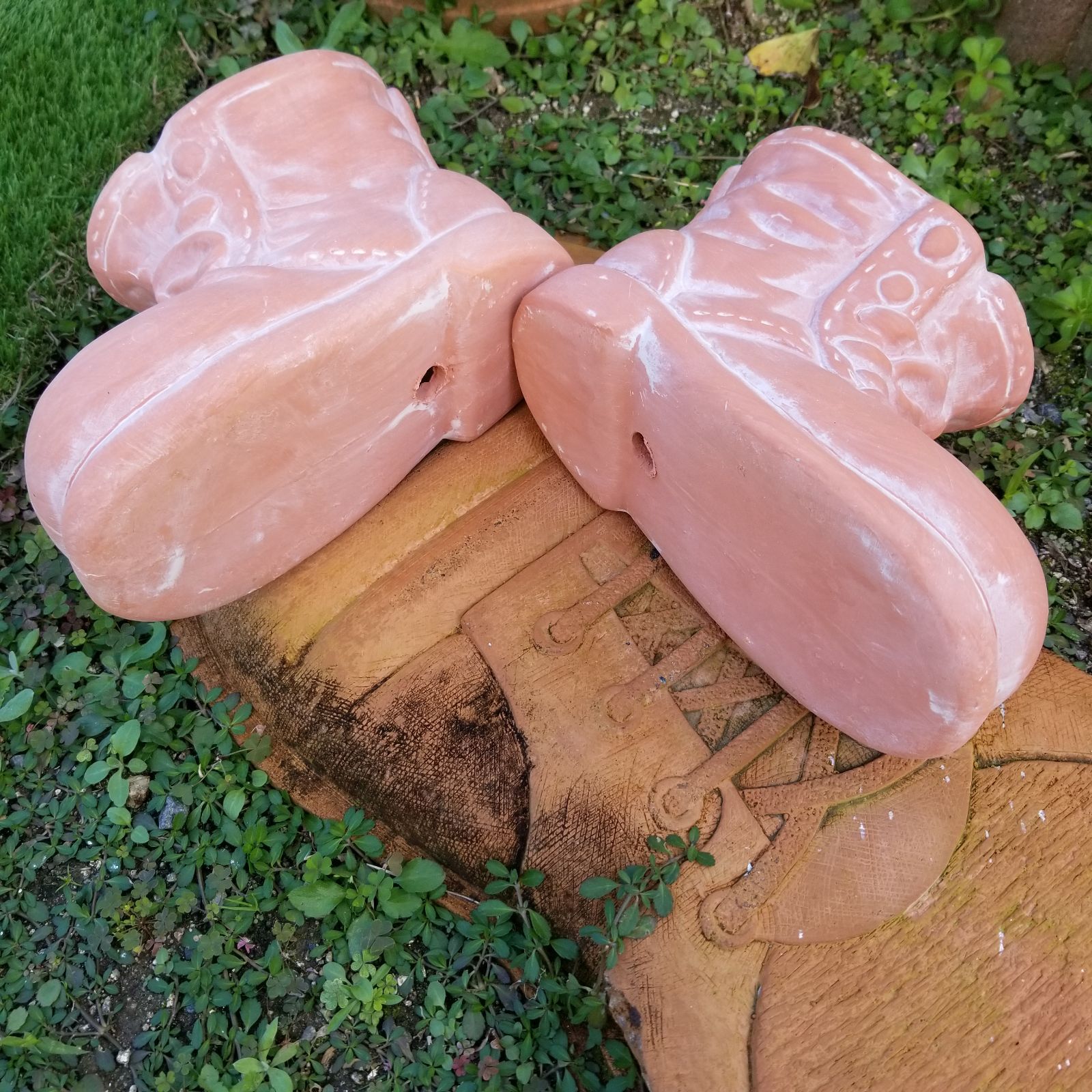 可愛くてカッコイイ テラコッタ ブーツ 鉢【2つセット】⁎。❀ * (´﹀｀) 可愛くてカッコイイ テラコッタ ブーツ 鉢【2つセット