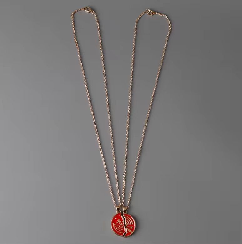 仮面ライダーオーズ】アンク 割れたタカメダル風 ネックレス ペア