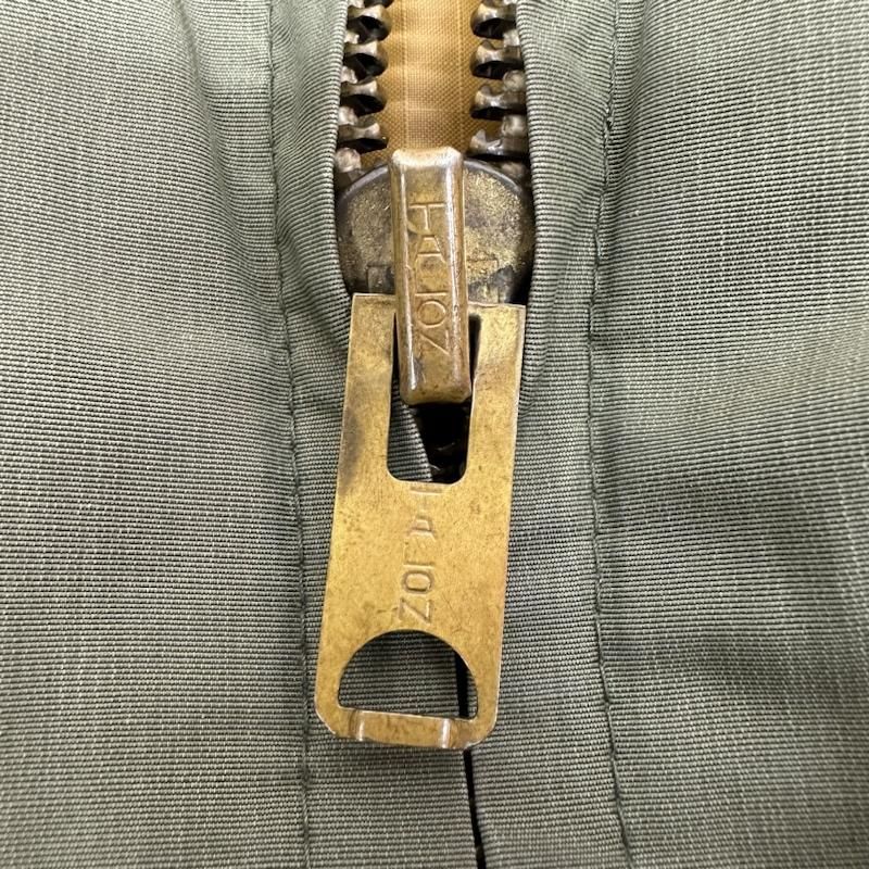 Eddie Bauer エディーバウアー ジャケット、上着 ダウン