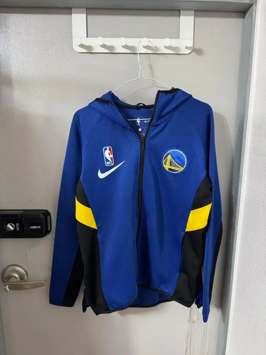 NIKE ナイキ NBA ゴールデンステート ウォリアーズ 100 サーマ フレックス フード付きジップアップ