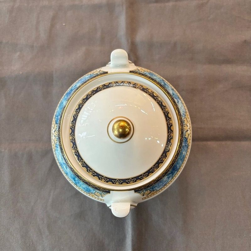 ウェッジウッド カーゾン シュガーポット ＆クリーマー ＆ プレート 3