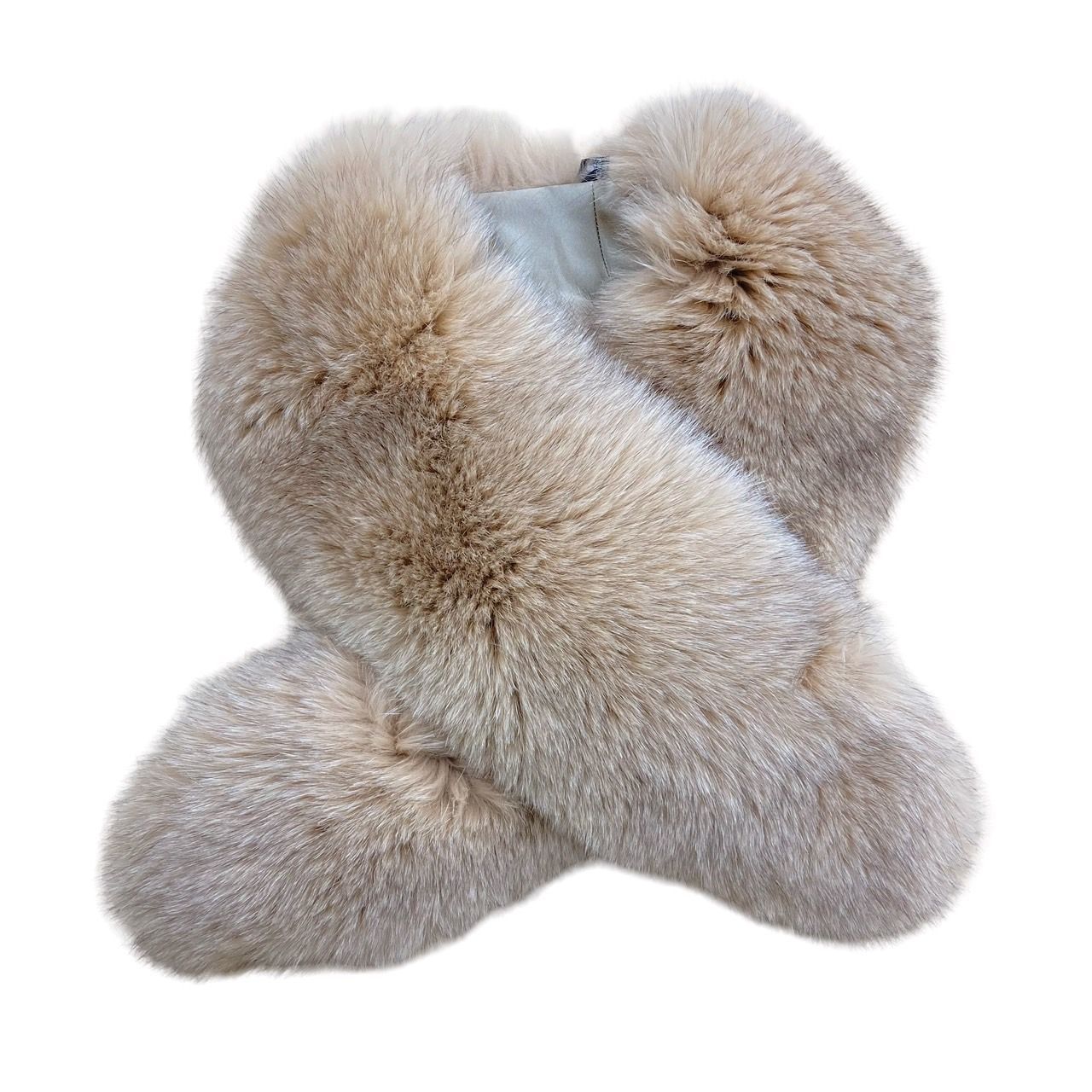 MOONBAT ムーンバット リアルファー マフラー ベージュ系 - メルカリ 