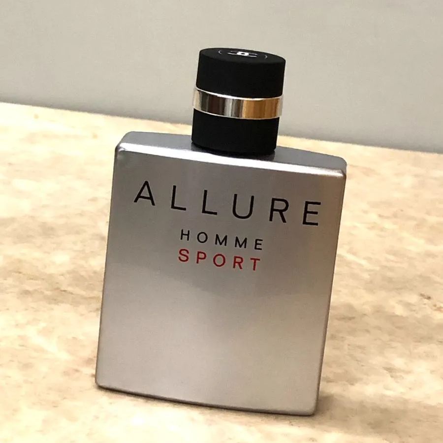 値下げ！正規品CHANEL ALLURE HOMME SPORT 50ml アリュール オム スポーツ オードゥ トワレット（ヴァポリザター