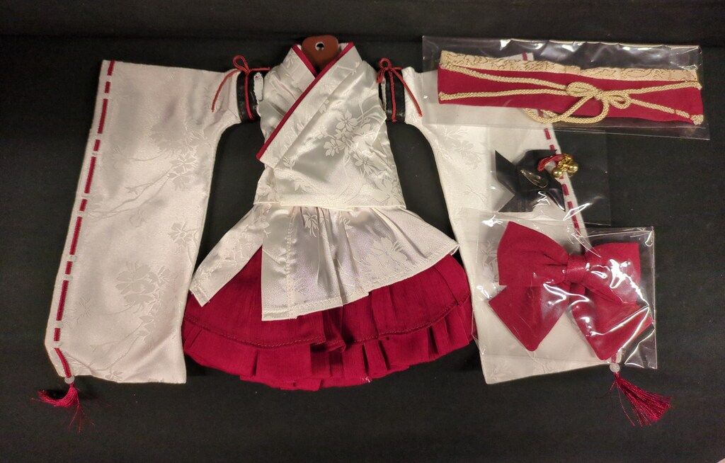 ボークス デザイナーズコレクション 月の衣・ミニ(紅赤) サイズ ボークス デザイナーズコレクション 月の衣・ミニ(紅赤) サイズ