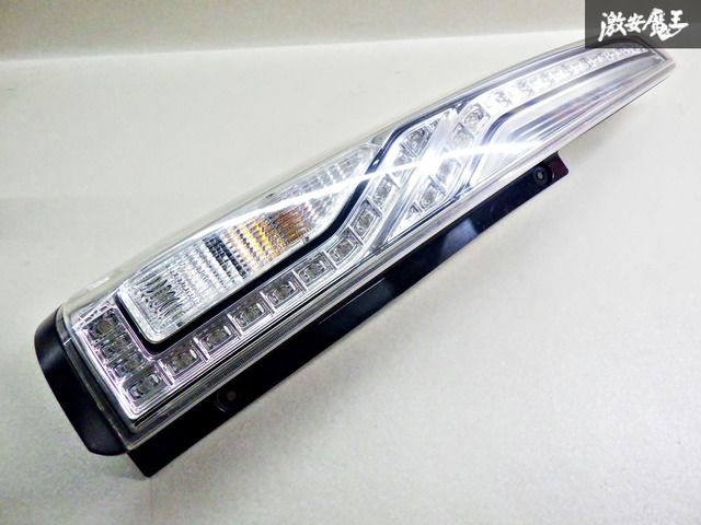 セレナC26 HC26後期 テールライト左右セットKOITO 220-23682 セレナC26