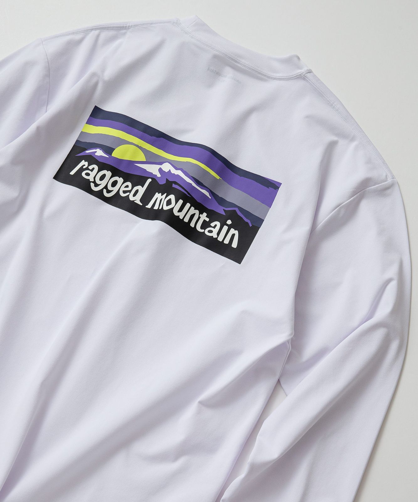 【ELKINS】ロングスリーブ Ｔシャツ RAGGED MOUNTAIN ラギットマウンテンホワイト
