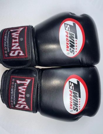【美品】TWINS SPECIAL ボクシンググローブ 8oz 楽天市場】TWINS SPECIAL ボクシンググローブ 8oz アメリカ
