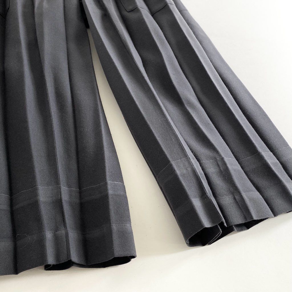 27c14 me ISSEY MIYAKE ミーバイ イッセイミヤケ クロップド