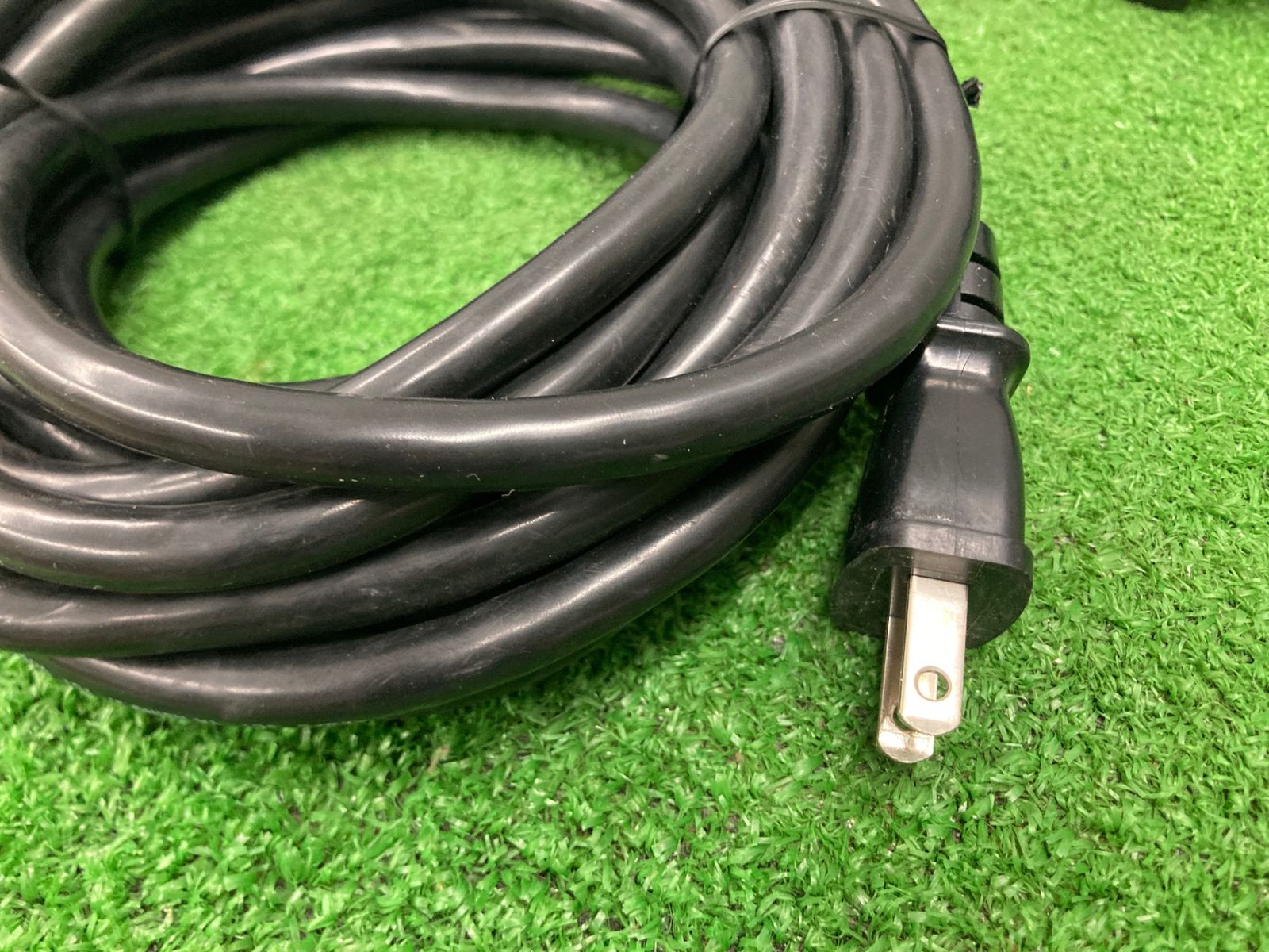 中古品】【0922】☆HiKOKI(ハイコーキ) 28㎜ロータリー 中古品】【0922】☆HiKOKI(ハイコーキ) 28㎜ロータリー